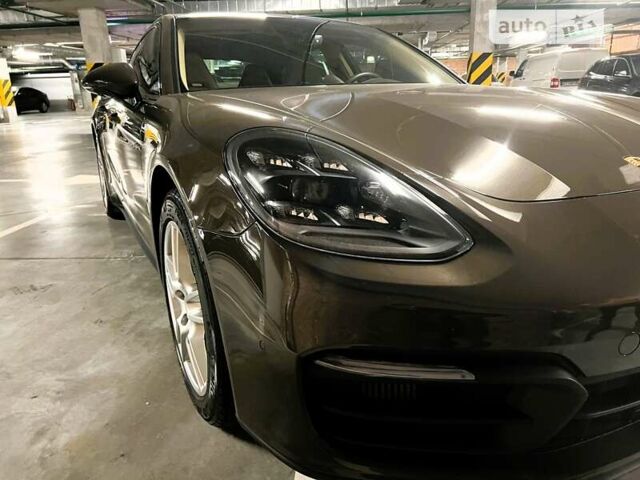 Коричневий Порше Panamera, об'ємом двигуна 2.89 л та пробігом 21 тис. км за 156000 $, фото 4 на Automoto.ua