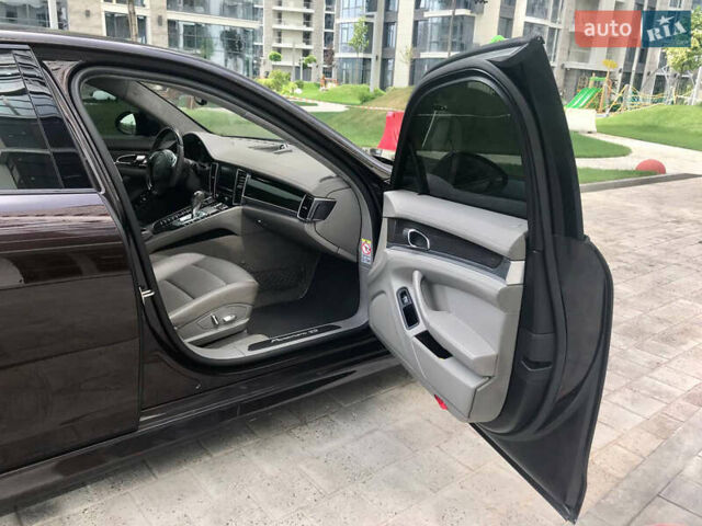 Коричневый Порше Панамера, объемом двигателя 4.8 л и пробегом 152 тыс. км за 26500 $, фото 5 на Automoto.ua