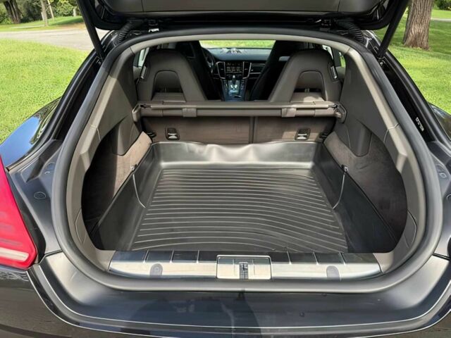 Коричневий Порше Panamera, об'ємом двигуна 3 л та пробігом 73 тис. км за 10900 $, фото 15 на Automoto.ua