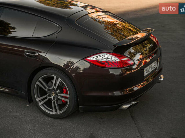 Красный Порше Панамера, объемом двигателя 4.81 л и пробегом 153 тыс. км за 25555 $, фото 7 на Automoto.ua