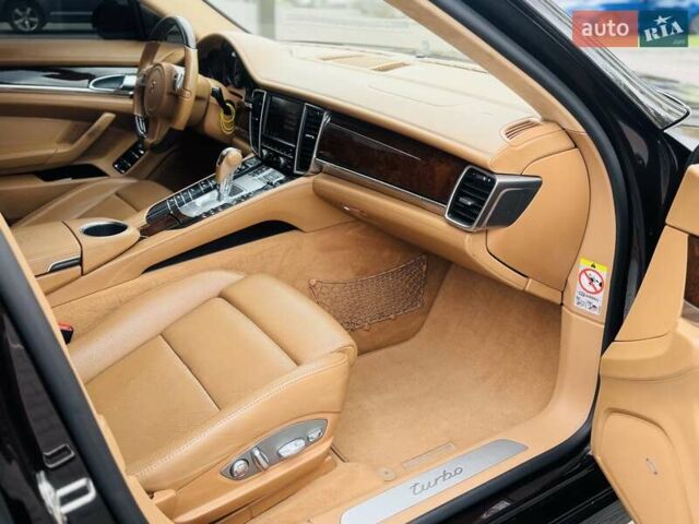Красный Порше Панамера, объемом двигателя 4.81 л и пробегом 153 тыс. км за 29999 $, фото 14 на Automoto.ua