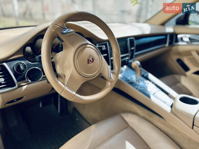 Красный Порше Панамера, объемом двигателя 3.6 л и пробегом 161 тыс. км за 29000 $, фото 8 на Automoto.ua