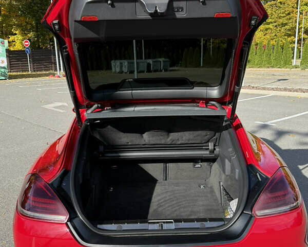 Красный Порше Панамера, объемом двигателя 4.81 л и пробегом 105 тыс. км за 31700 $, фото 18 на Automoto.ua