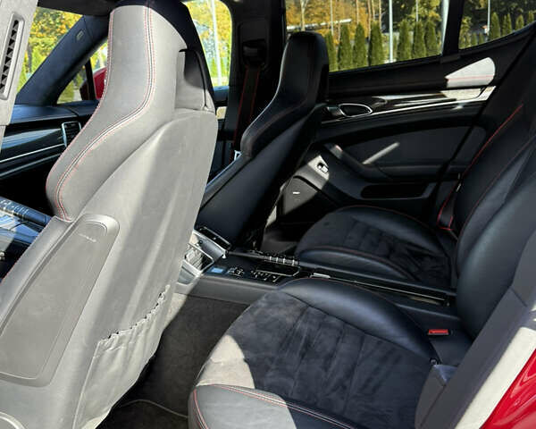 Красный Порше Панамера, объемом двигателя 4.81 л и пробегом 105 тыс. км за 31700 $, фото 14 на Automoto.ua