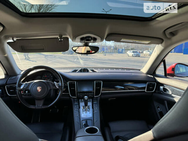 Червоний Порше Panamera, об'ємом двигуна 3.61 л та пробігом 79 тис. км за 33000 $, фото 6 на Automoto.ua