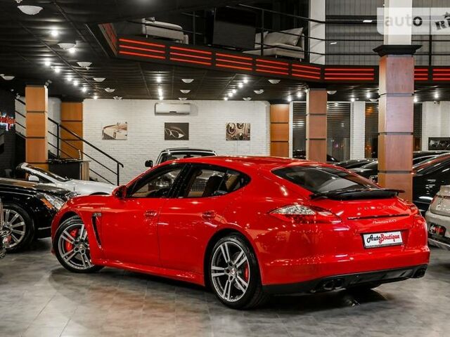 Червоний Порше Panamera, об'ємом двигуна 4.8 л та пробігом 63 тис. км за 41000 $, фото 10 на Automoto.ua