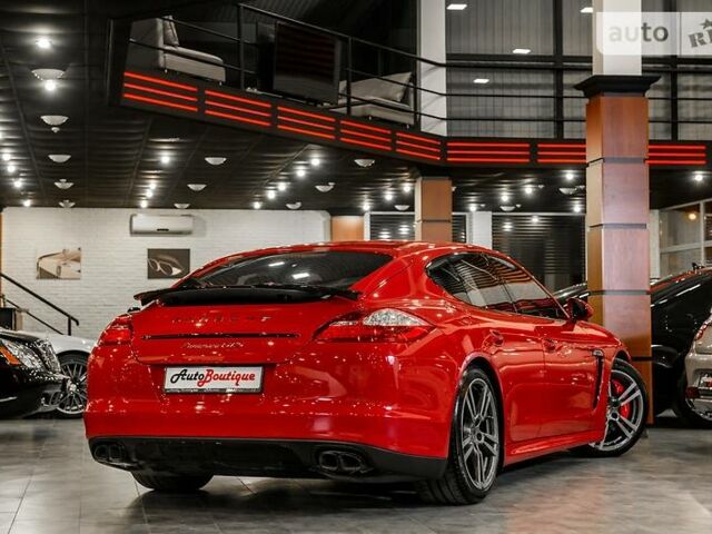 Червоний Порше Panamera, об'ємом двигуна 4.8 л та пробігом 63 тис. км за 41000 $, фото 8 на Automoto.ua