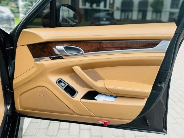 Красный Порше Панамера, объемом двигателя 4.8 л и пробегом 153 тыс. км за 29999 $, фото 16 на Automoto.ua