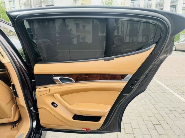 Красный Порше Панамера, объемом двигателя 4.8 л и пробегом 153 тыс. км за 29999 $, фото 18 на Automoto.ua