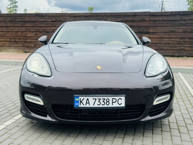 Красный Порше Панамера, объемом двигателя 4.8 л и пробегом 153 тыс. км за 29999 $, фото 2 на Automoto.ua