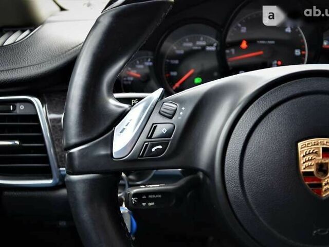 Порше Панамера, объемом двигателя 3 л и пробегом 240 тыс. км за 29500 $, фото 24 на Automoto.ua
