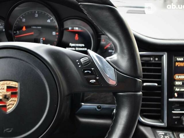 Порше Панамера, объемом двигателя 3 л и пробегом 240 тыс. км за 29500 $, фото 25 на Automoto.ua