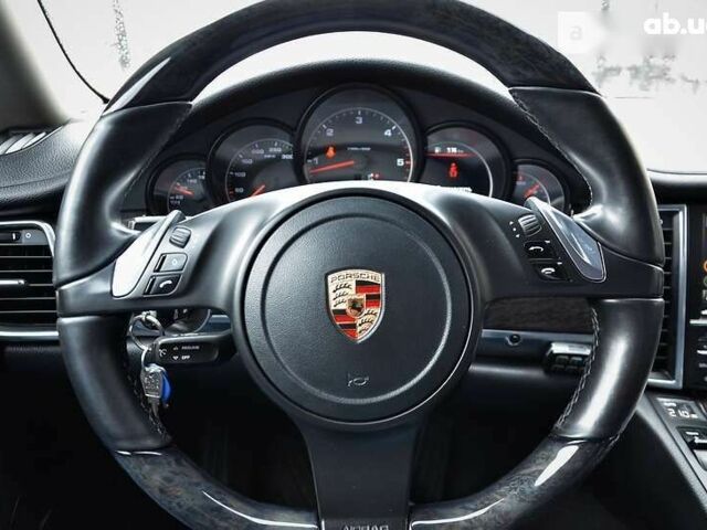 Порше Панамера, объемом двигателя 3 л и пробегом 240 тыс. км за 29500 $, фото 28 на Automoto.ua