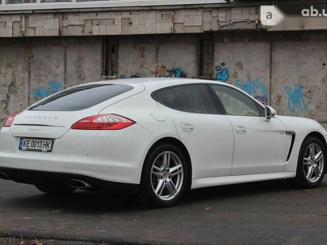 Порше Panamera, об'ємом двигуна 3 л та пробігом 111 тис. км за 26500 $, фото 14 на Automoto.ua