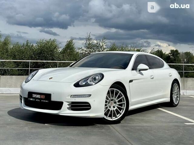 Порше Panamera, об'ємом двигуна 3 л та пробігом 50 тис. км за 39990 $, фото 2 на Automoto.ua