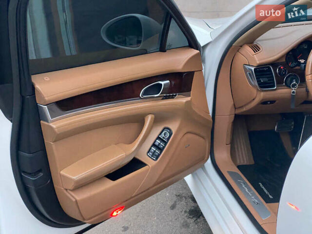 Порше Panamera, об'ємом двигуна 4.81 л та пробігом 212 тис. км за 18800 $, фото 50 на Automoto.ua