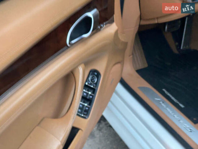 Порше Panamera, об'ємом двигуна 4.81 л та пробігом 212 тис. км за 18800 $, фото 43 на Automoto.ua
