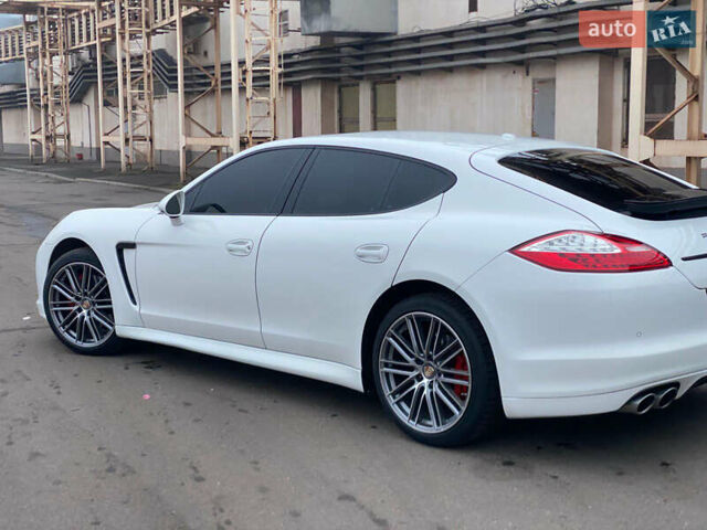 Порше Panamera, об'ємом двигуна 4.81 л та пробігом 212 тис. км за 18800 $, фото 17 на Automoto.ua