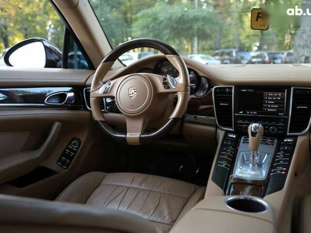 Порше Panamera, об'ємом двигуна 3.6 л та пробігом 156 тис. км за 16000 $, фото 10 на Automoto.ua