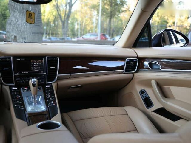 Порше Panamera, об'ємом двигуна 3.6 л та пробігом 156 тис. км за 16000 $, фото 12 на Automoto.ua