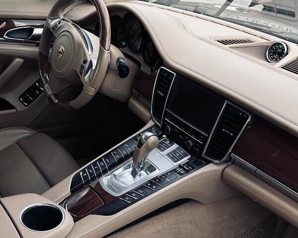 Порше Панамера, объемом двигателя 4.81 л и пробегом 80 тыс. км за 21000 $, фото 14 на Automoto.ua