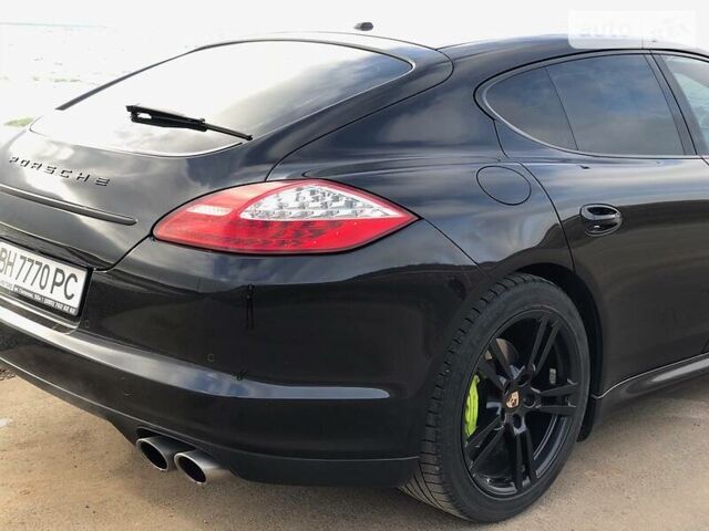 Порше Panamera, об'ємом двигуна 3 л та пробігом 152 тис. км за 27300 $, фото 41 на Automoto.ua