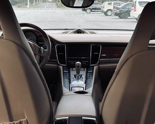 Порше Панамера, объемом двигателя 4.81 л и пробегом 80 тыс. км за 21000 $, фото 3 на Automoto.ua