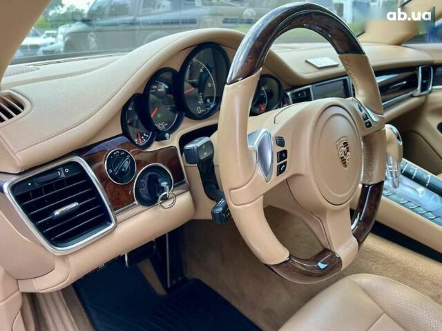 Порше Panamera, об'ємом двигуна 3 л та пробігом 131 тис. км за 26900 $, фото 18 на Automoto.ua