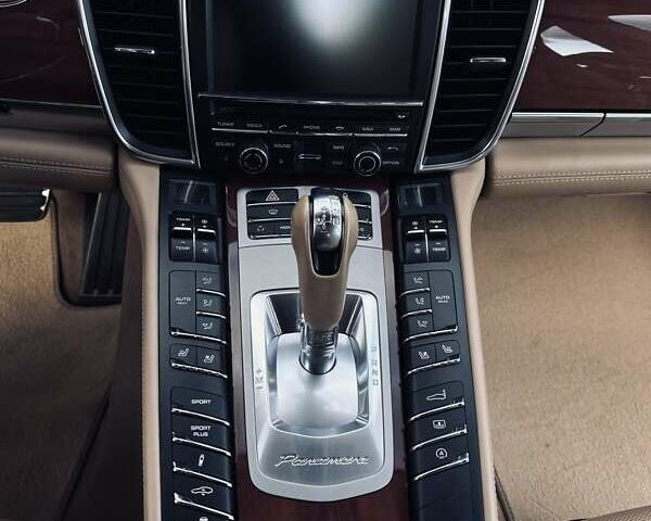 Порше Панамера, объемом двигателя 4.81 л и пробегом 80 тыс. км за 21000 $, фото 10 на Automoto.ua