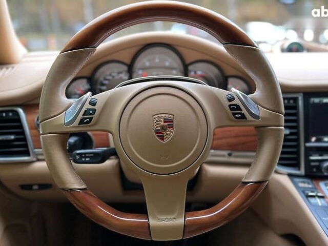 Порше Panamera, об'ємом двигуна 4.8 л та пробігом 62 тис. км за 27750 $, фото 13 на Automoto.ua