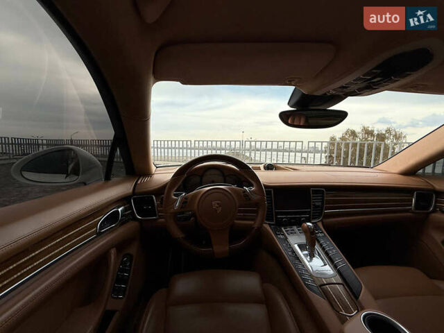 Порше Панамера 2013 в Днепре (Днепропетровске) на Automoto.ua Порше Панамера, объемом двигателя 3 л и пробегом 120 тыс. км за 32000 $, фото 24 на Automoto.ua