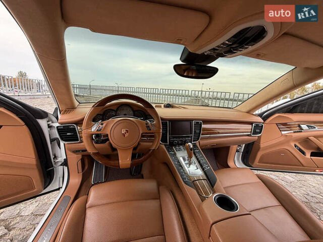 Порше Панамера 2013 в Днепре (Днепропетровске) на Automoto.ua Порше Панамера, объемом двигателя 3 л и пробегом 120 тыс. км за 32000 $, фото 40 на Automoto.ua