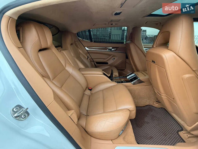 Порше Панамера 2013 в Днепре (Днепропетровске) на Automoto.ua Порше Панамера, объемом двигателя 3 л и пробегом 120 тыс. км за 32000 $, фото 29 на Automoto.ua