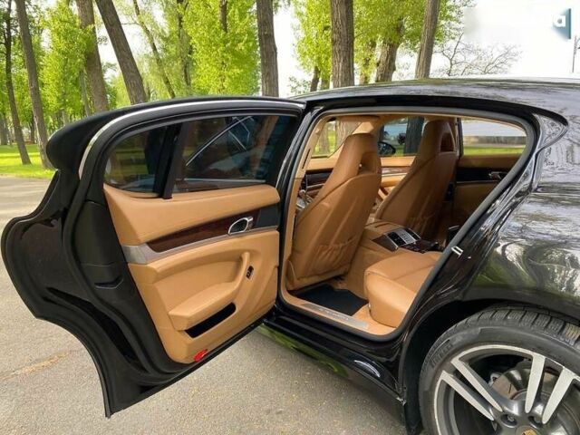 Порше Panamera, об'ємом двигуна 3 л та пробігом 95 тис. км за 33700 $, фото 18 на Automoto.ua