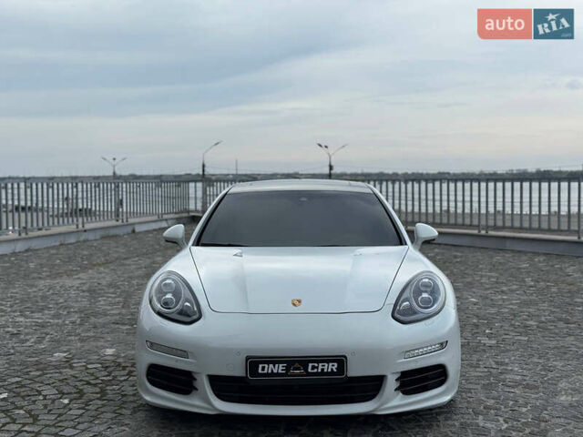 Порше Панамера 2013 в Днепре (Днепропетровске) на Automoto.ua Порше Панамера, объемом двигателя 3 л и пробегом 120 тыс. км за 32000 $, фото 1 на Automoto.ua