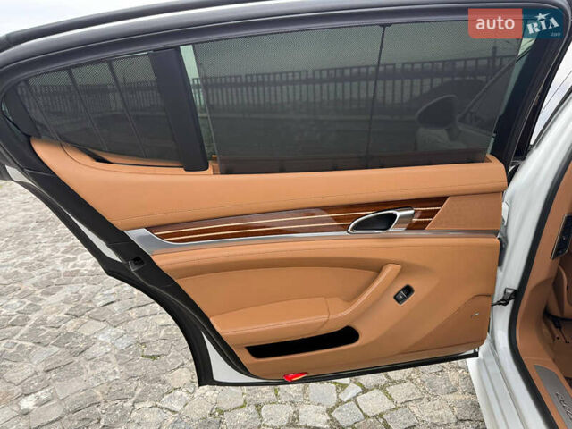 Порше Панамера 2013 в Днепре (Днепропетровске) на Automoto.ua Порше Панамера, объемом двигателя 3 л и пробегом 120 тыс. км за 32000 $, фото 17 на Automoto.ua