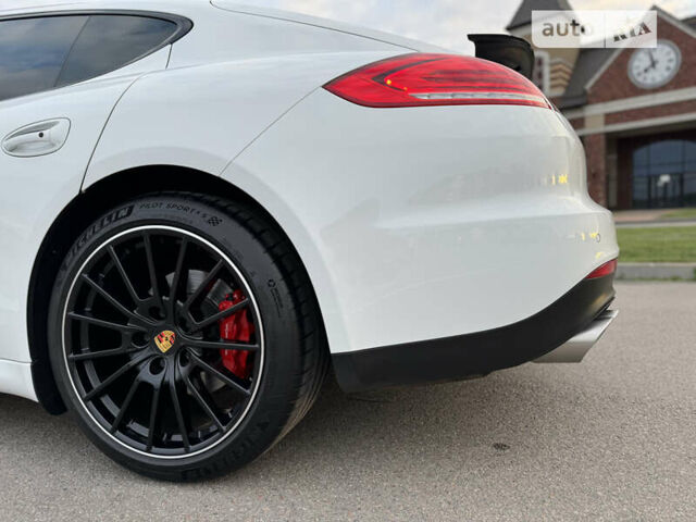 Порше Panamera, об'ємом двигуна 3 л та пробігом 88 тис. км за 36500 $, фото 12 на Automoto.ua