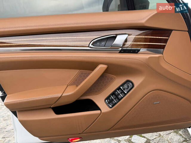 Порше Панамера 2013 в Днепре (Днепропетровске) на Automoto.ua Порше Панамера, объемом двигателя 3 л и пробегом 120 тыс. км за 32000 $, фото 13 на Automoto.ua