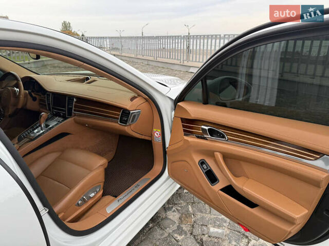 Порше Панамера 2013 в Днепре (Днепропетровске) на Automoto.ua Порше Панамера, объемом двигателя 3 л и пробегом 120 тыс. км за 32000 $, фото 32 на Automoto.ua