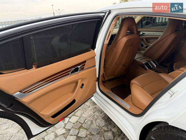 Порше Панамера 2013 в Днепре (Днепропетровске) на Automoto.ua Порше Панамера, объемом двигателя 3 л и пробегом 120 тыс. км за 32000 $, фото 18 на Automoto.ua