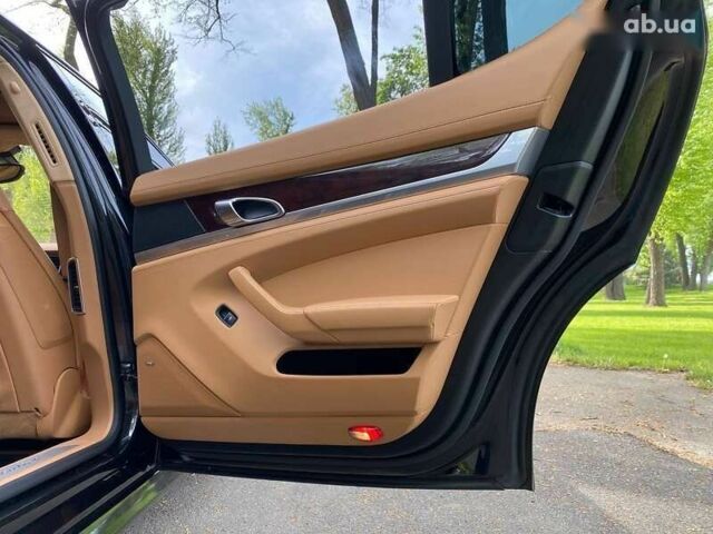 Порше Panamera, об'ємом двигуна 3 л та пробігом 95 тис. км за 33700 $, фото 24 на Automoto.ua