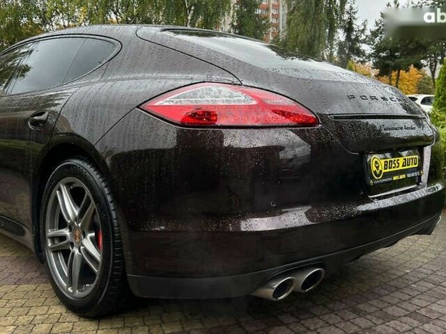 Порше Panamera, об'ємом двигуна 4.8 л та пробігом 62 тис. км за 27750 $, фото 7 на Automoto.ua