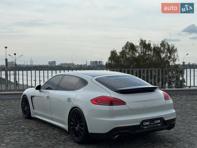 Порше Панамера 2013 в Днепре (Днепропетровске) на Automoto.ua Порше Панамера, объемом двигателя 3 л и пробегом 120 тыс. км за 32000 $, фото 6 на Automoto.ua