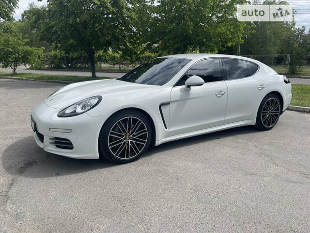 Порше Panamera, об'ємом двигуна 3.61 л та пробігом 52 тис. км за 32999 $, фото 9 на Automoto.ua