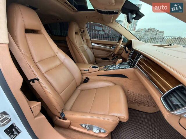 Порше Панамера 2013 в Днепре (Днепропетровске) на Automoto.ua Порше Панамера, объемом двигателя 3 л и пробегом 120 тыс. км за 32000 $, фото 36 на Automoto.ua