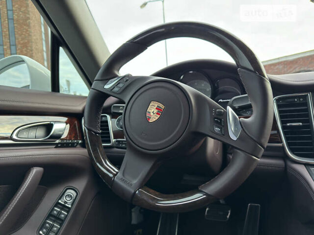 Порше Panamera, об'ємом двигуна 3 л та пробігом 88 тис. км за 36500 $, фото 63 на Automoto.ua