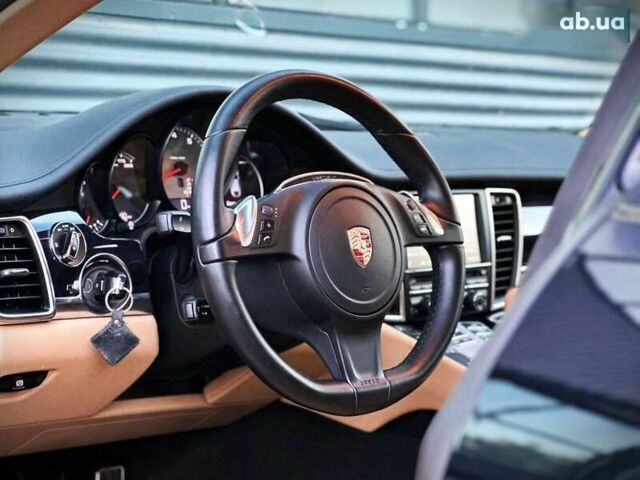 Порше Панамера, объемом двигателя 3 л и пробегом 101 тыс. км за 28500 $, фото 21 на Automoto.ua
