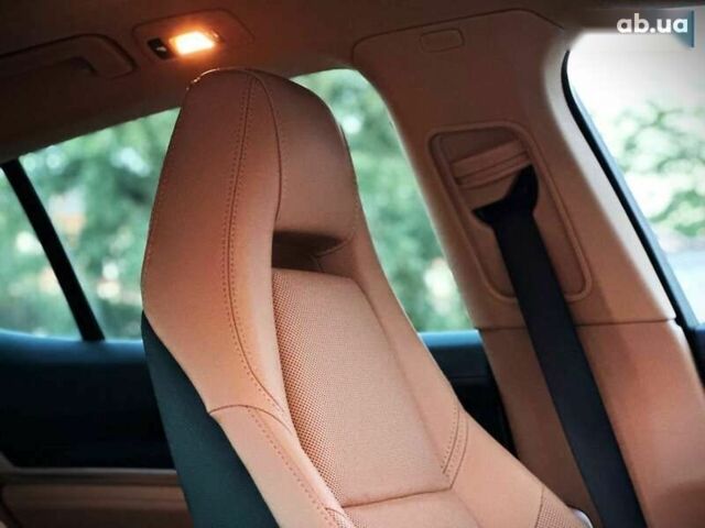 Порше Панамера, объемом двигателя 3 л и пробегом 101 тыс. км за 28500 $, фото 23 на Automoto.ua