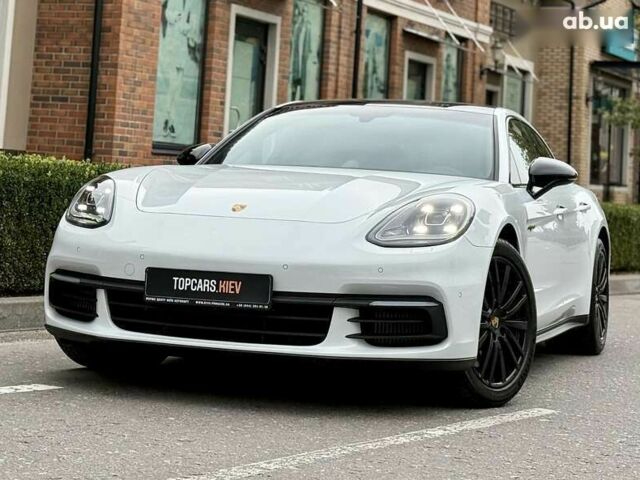 Порше Панамера, объемом двигателя 0 л и пробегом 47 тыс. км за 67990 $, фото 1 на Automoto.ua