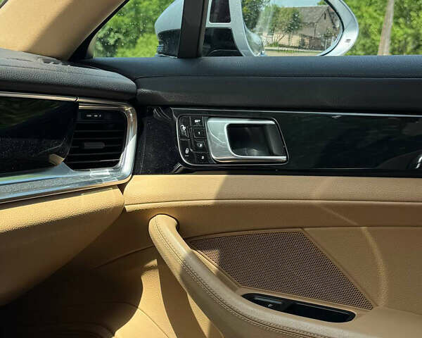 Порше Панамера, объемом двигателя 3 л и пробегом 65 тыс. км за 49999 $, фото 26 на Automoto.ua